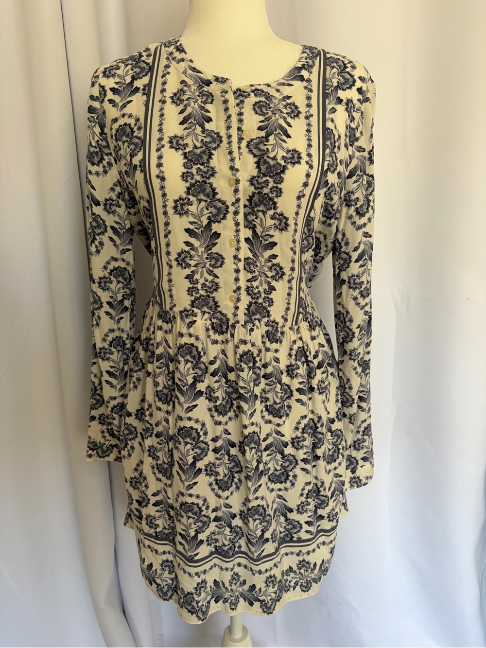 Loft Floral Long-Sleeve spring Dress
